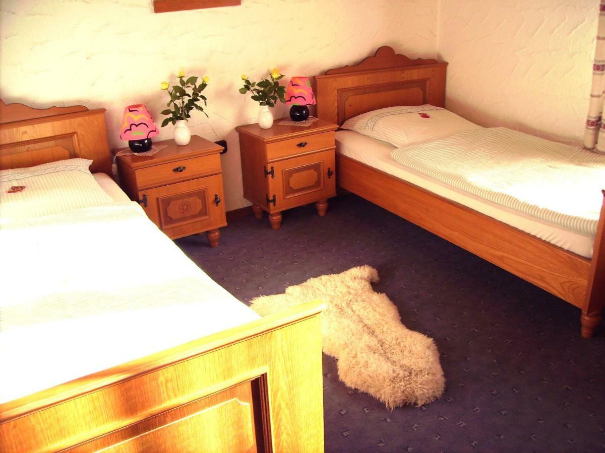 Kall Hotel Garni Huttenhof מראה חיצוני תמונה